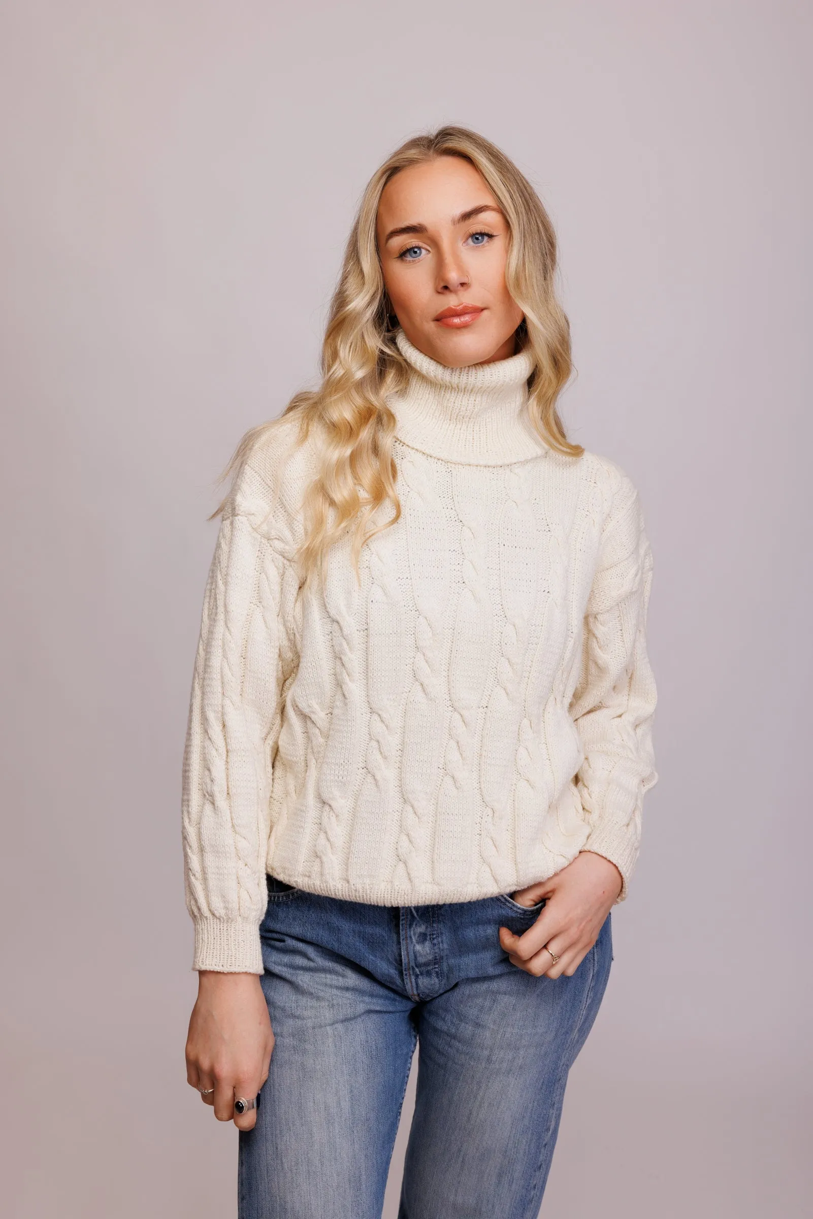 80's Handknit Aran Turtleneck S