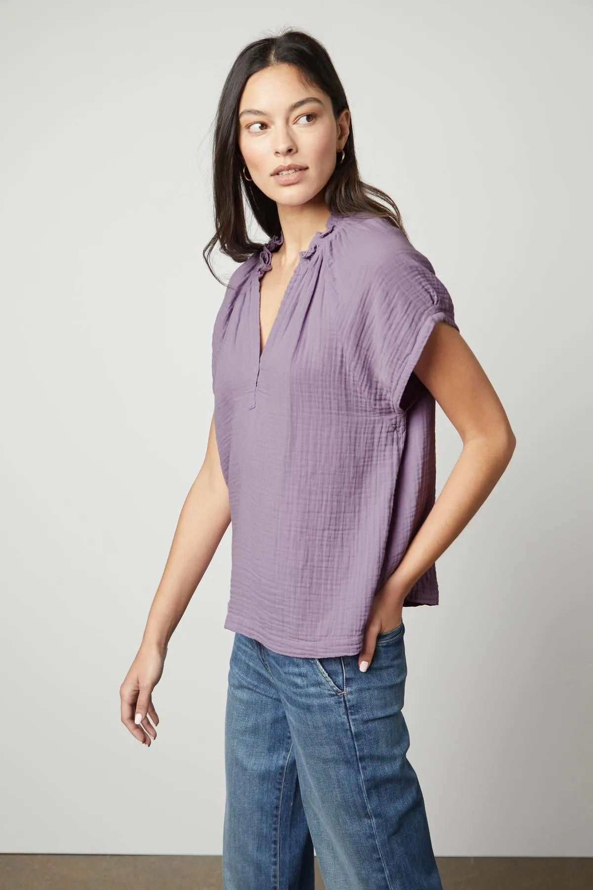 JADEN COTTON GAUZE V-NECK TOP