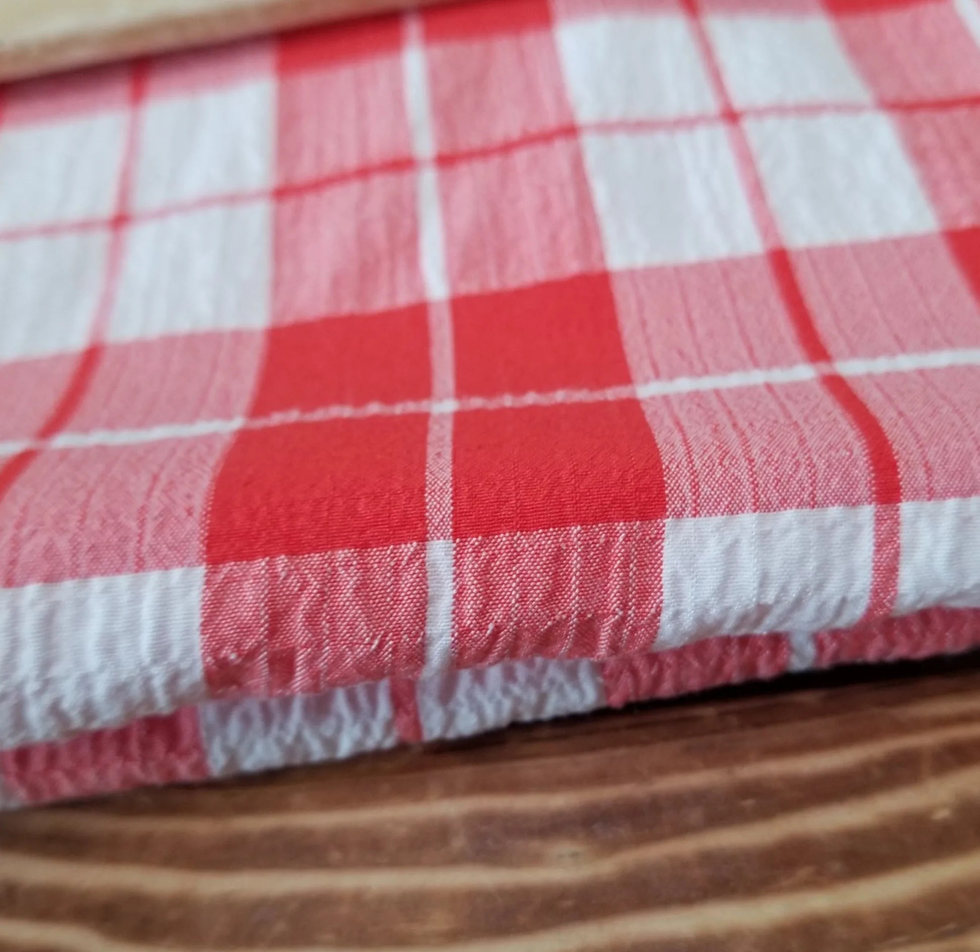 LA Finch 5 yard precuts: 5 yards of Designer Deadstock Apple Red Picnic Gingham White Textured Seersucker Poly Rayon Spandex Woven