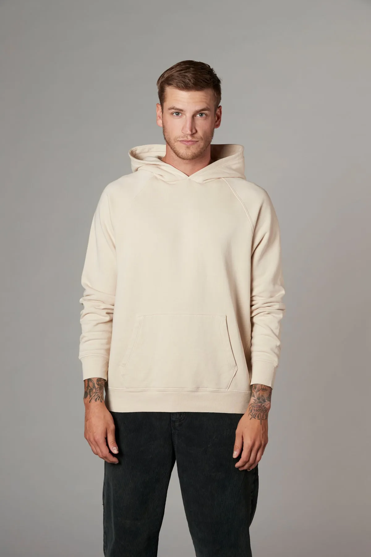 Meyer Long Sleeve Pullover Hooded Sweatshirt in Salt