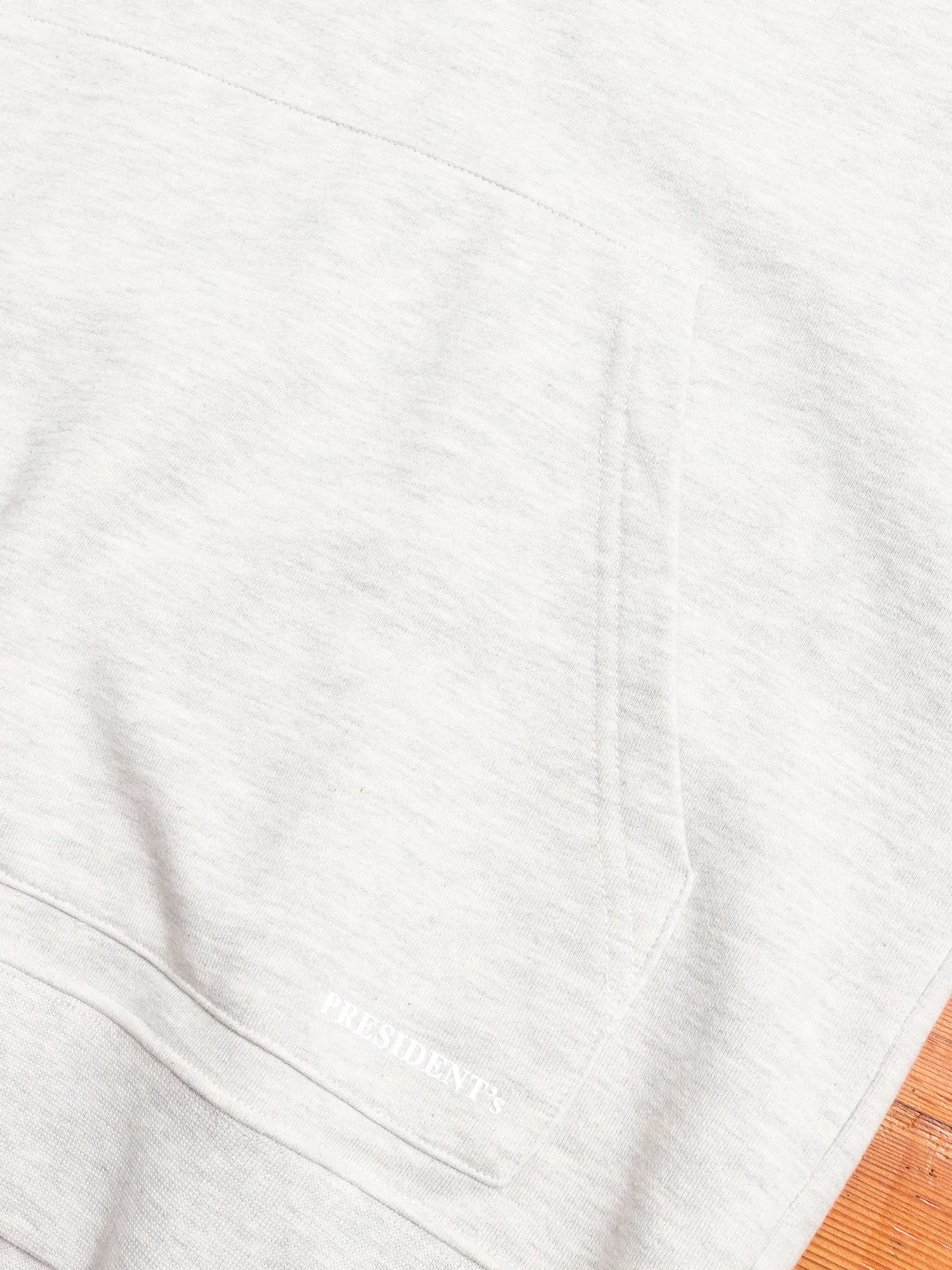 P's Pullover Hoodie in White Melange