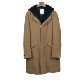 "Fake" coat in camel color wool hopsack with black knit lining