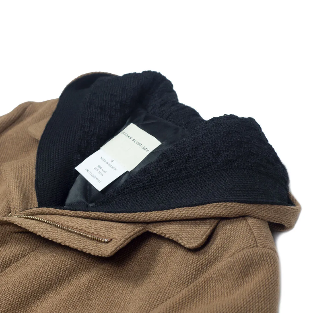 "Fake" coat in camel color wool hopsack with black knit lining