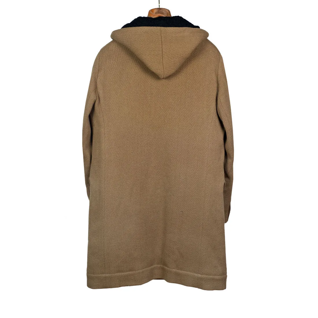 "Fake" coat in camel color wool hopsack with black knit lining