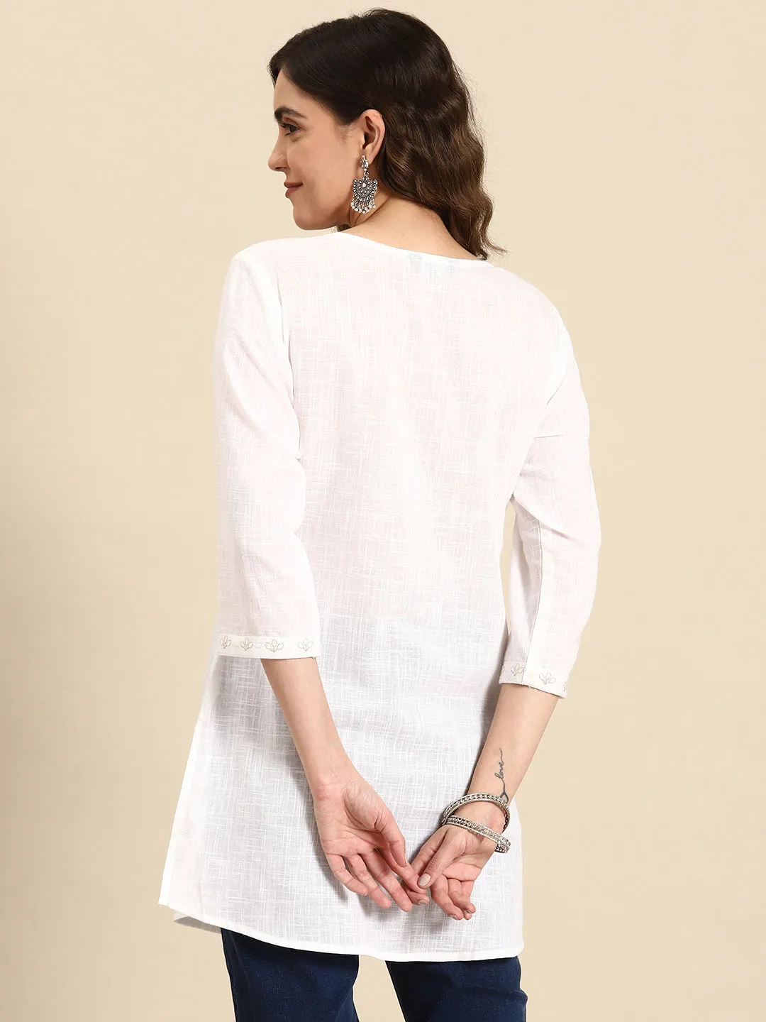 Women Off-White Embroidered Straight Tunic With Three Quaretr Sleeves