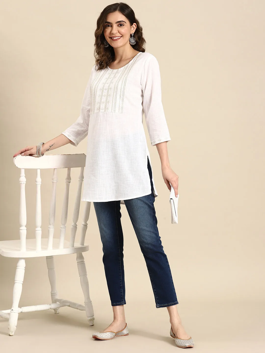 Women Off-White Embroidered Straight Tunic With Three Quaretr Sleeves